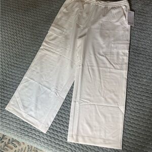 Athleta Magnolia White Promenade Cargo Pants